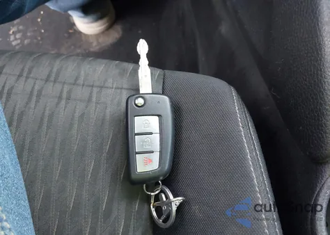 2018 Nissan Rogue S z USA, uszkodzony, nr VIN JN8AT2MV1JW314370